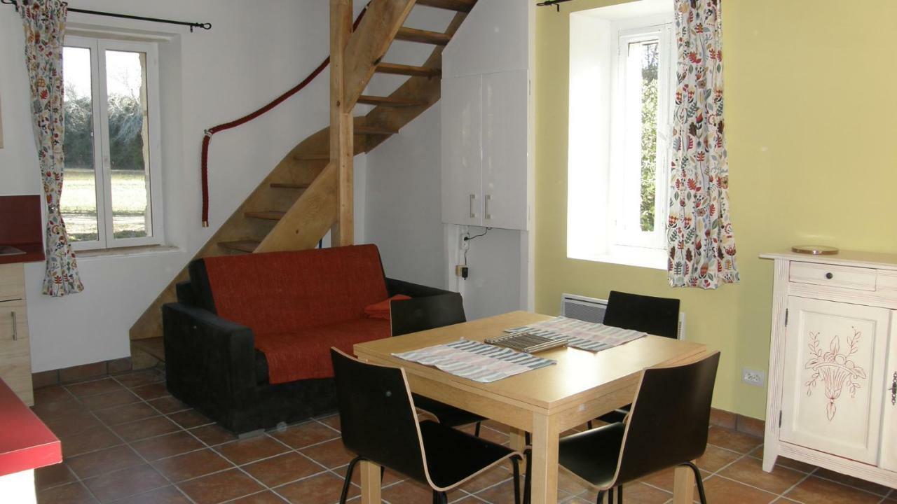 Gite Du Gardien Saint-Martin-de-Crau Zewnętrze zdjęcie